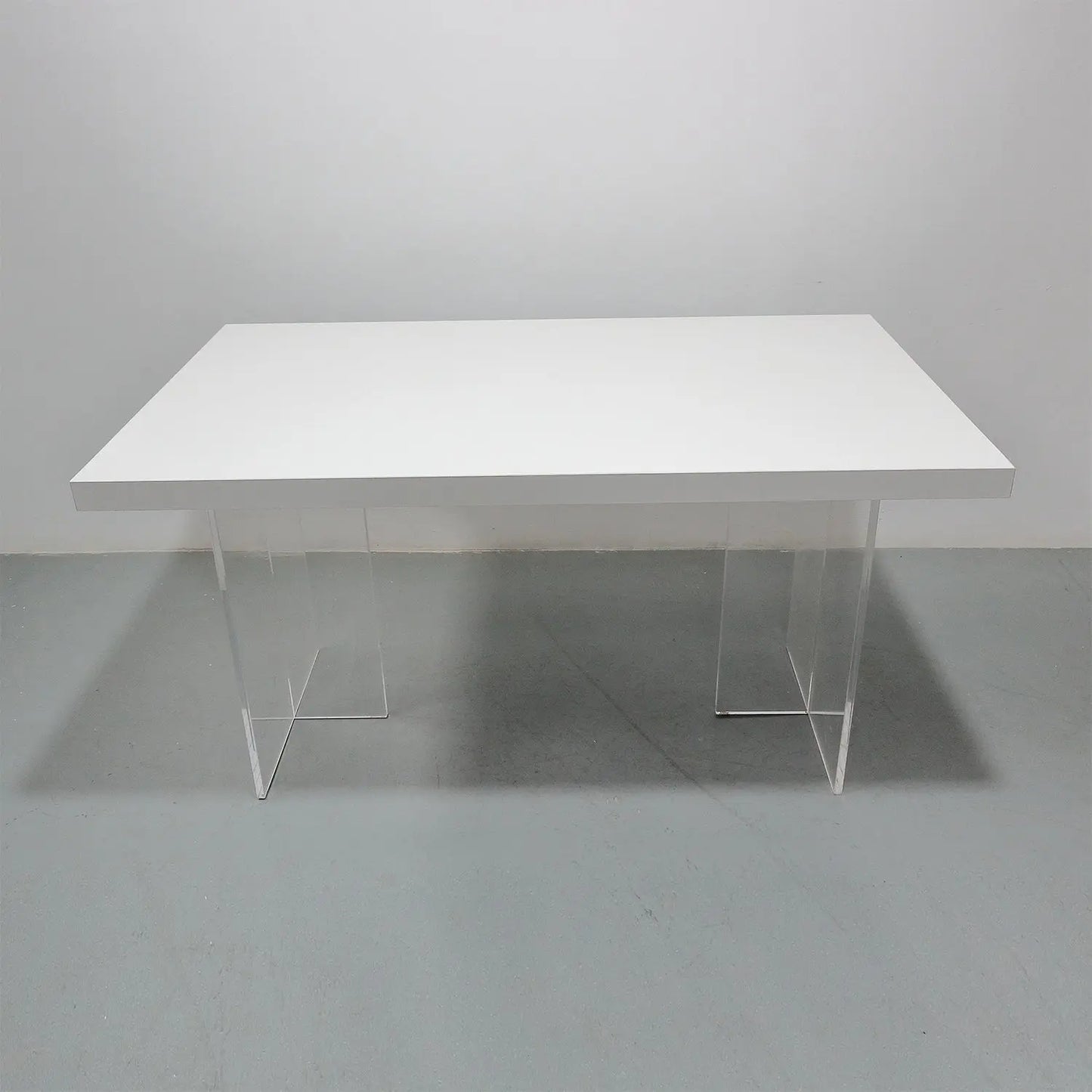 Restaurant Dining Room Furniture Dining Table Acrylic Leg Matte Sintered Stone Marsiling