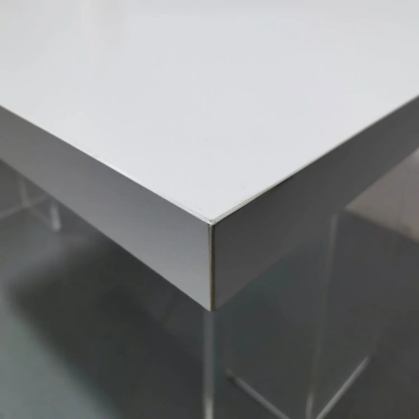 Restaurant Dining Room Furniture Dining Table Acrylic Leg Matte Sintered Stone Marsiling