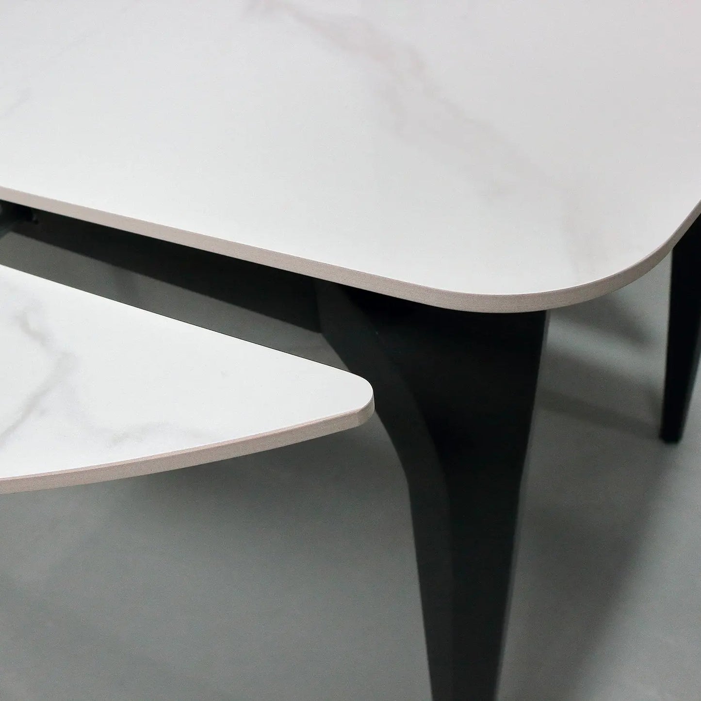 Glossy Sintered Stone Extendable Transformable Dining Table Rounded Corners Marsiling