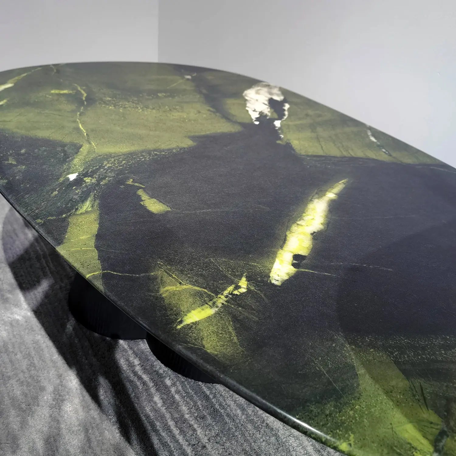 Avocado Green Natural Marble Coffee Table Set with Retro Round Black Base 2051 Marsiling Furniture