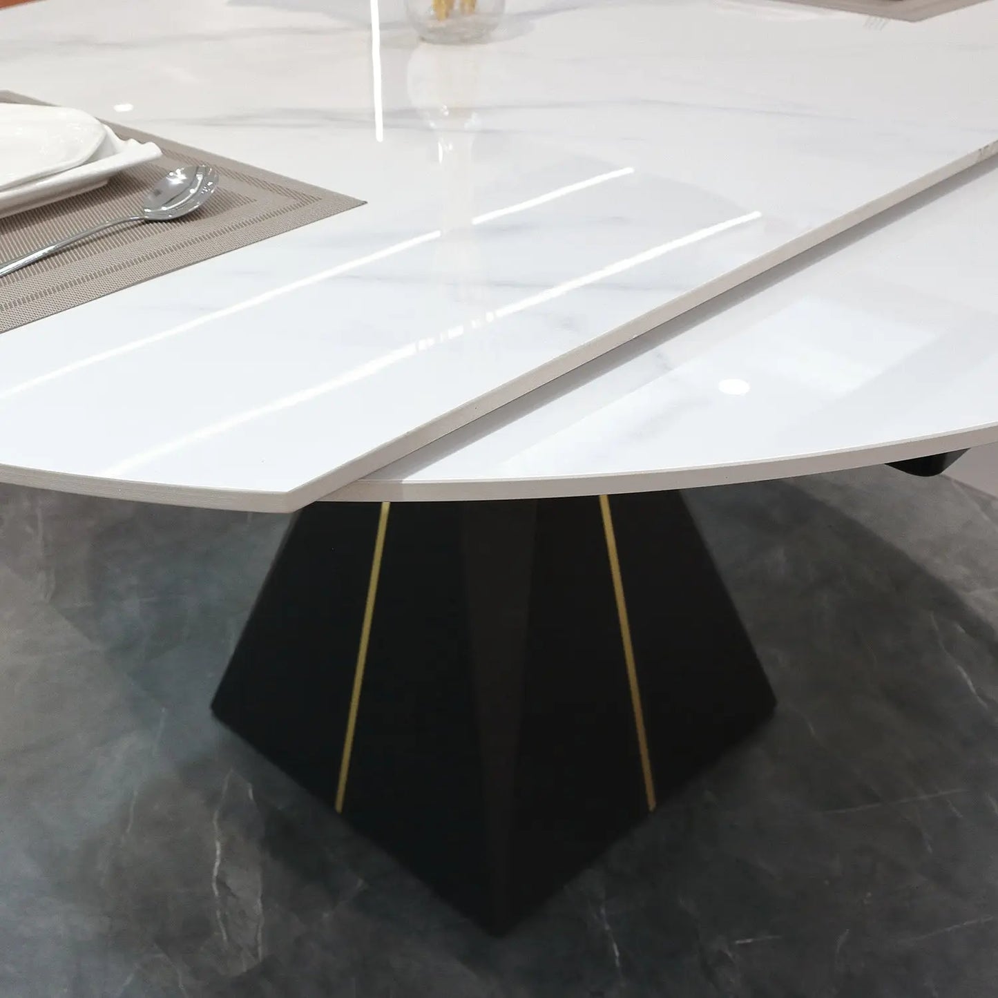 Modern White Rotatable Expandable Glossy Sintered Stone Round Dining Table Marsiling