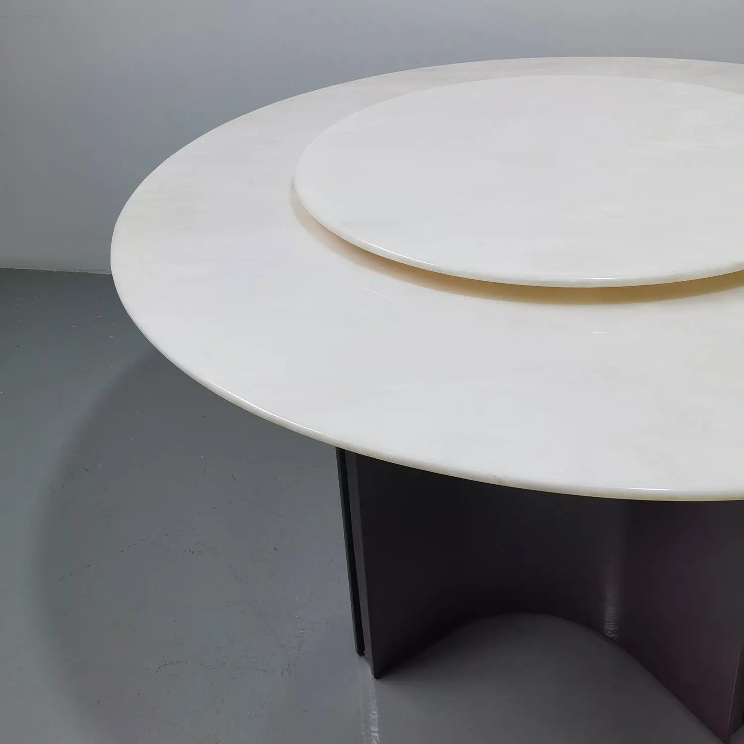 White Luxury Stone Round Dining Table with Lazy Susan Stainless Star Base Marsiling