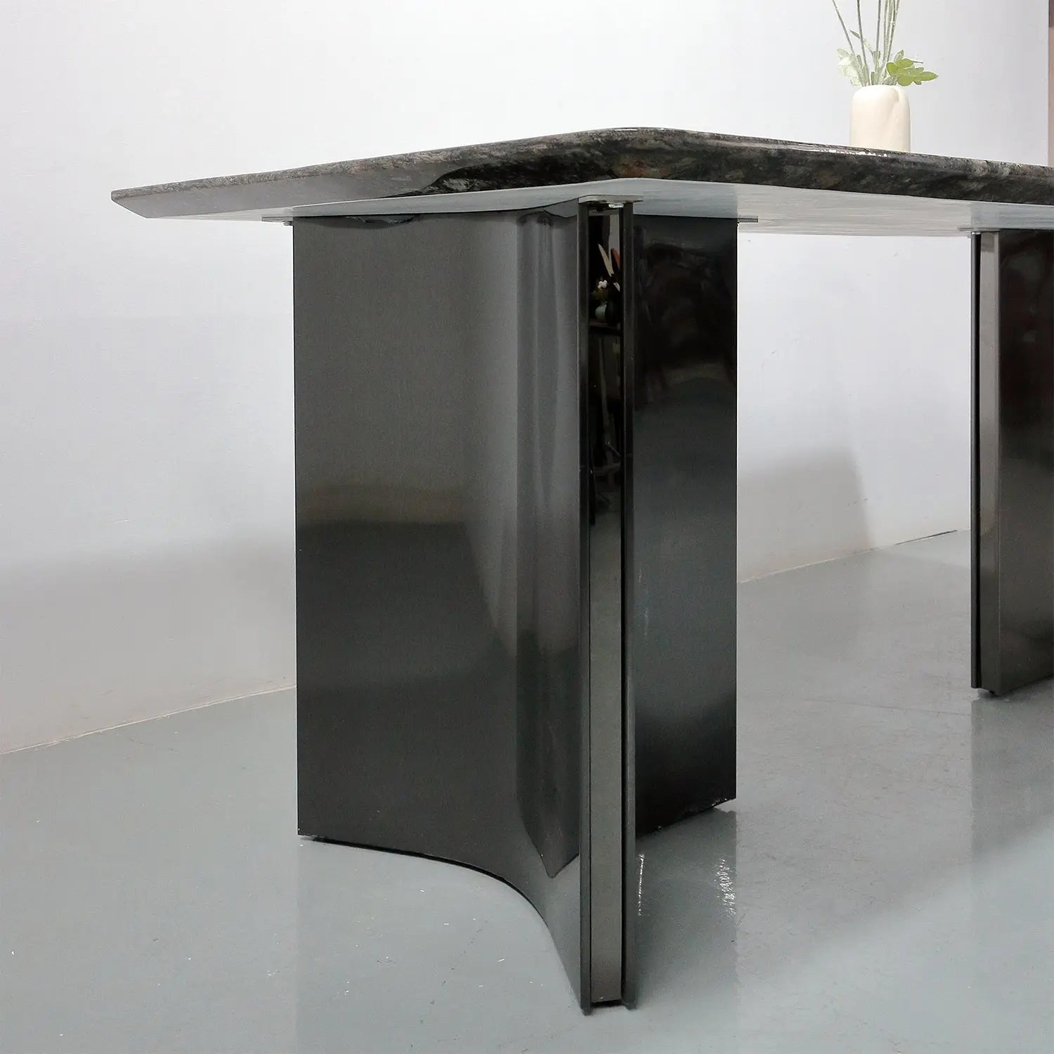 Luxury Stone Stainless Steel Dining Table ¨C Rectangle with Rounded Corners Marsiling
